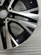 Laden Sie das Bild in den Galerie-Viewer, 1x Alufelge 18 Zoll 7.5" 5x112 A2474015000 Mercedes-Benz Glb X247 Rim Wheel FEL9417570015lw