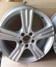 Load image into Gallery viewer, 3x Alufelge 17 Zoll 8.5" 5x112 58ET Glanz Silber A2044016102 Mercedes-Benz W204 FEL2408203392in