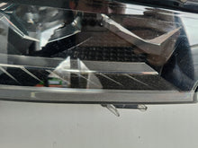 Load image into Gallery viewer, Frontscheinwerfer Skoda Superb I 3P1941016B Full LED Rechts Headlight SCH7370503447at