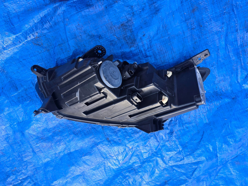 Frontscheinwerfer Dacia Sandero III 260107920 Rechts Scheinwerfer Headlight SCH3831989928cn