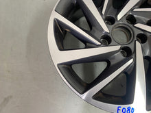 Load image into Gallery viewer, 1x Alufelge 16 Zoll 6.5&quot; 5x112 46ET Glanz 5G0601025DM VW Golf Vii Rim Wheel