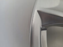 Laden Sie das Bild in den Galerie-Viewer, 1x Alufelge 18 Zoll 7.5&quot; 5x114.3 48ET Glanz Silber Hyundai Rim Wheel
