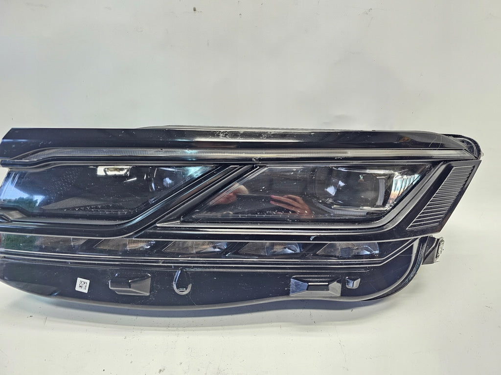 Frontscheinwerfer VW Touareg 761941081A 1EX013143 LED Links Headlight