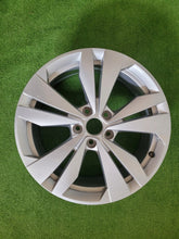 Load image into Gallery viewer, 1x Alufelge 18 Zoll 7.5" 5x112 10A071498 VW Id.3 Rim Wheel FEL2434251235yn