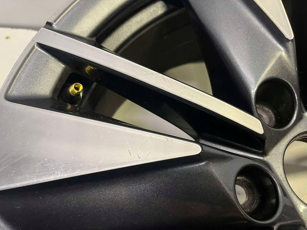 1x Alufelge 17 Zoll 7.0" 5x112 45ET Glanz Graphit 57A601025AA Mg Karoq Rim Wheel