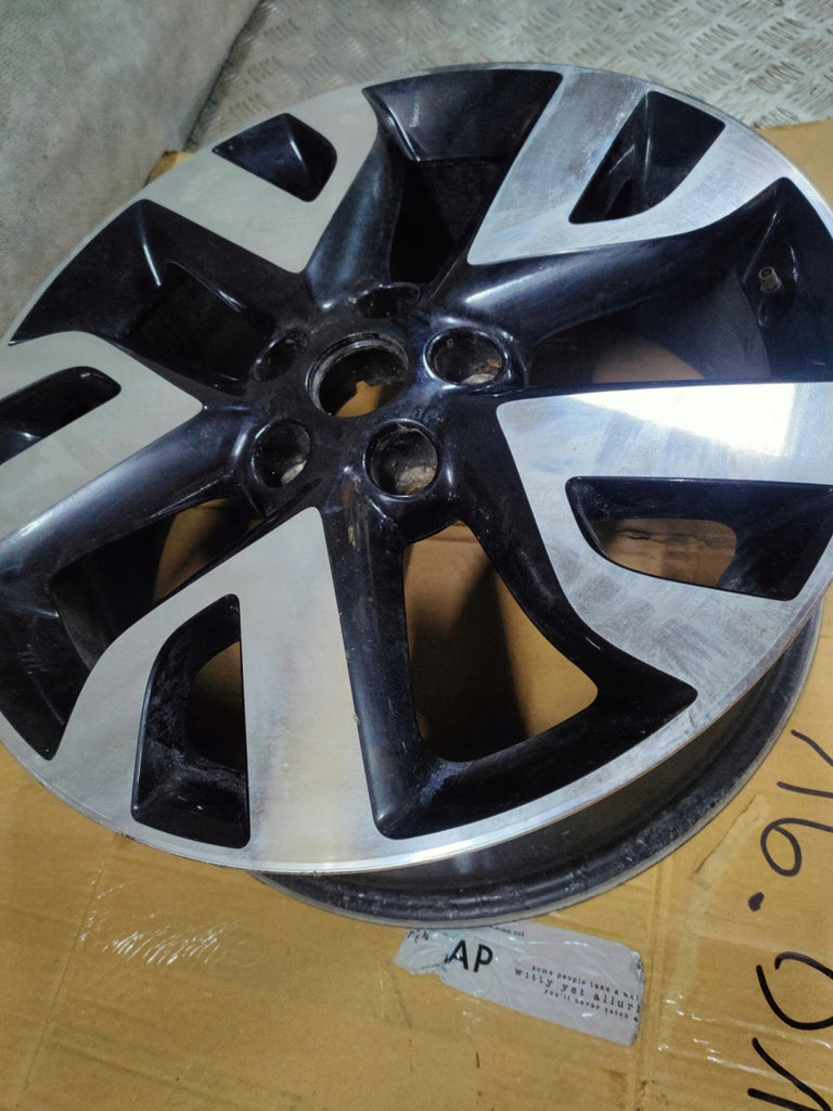 1x Alufelge 18 Zoll 6.5" 5x114.3 Nissan Juke Rim Wheel FEL2155405438yl
