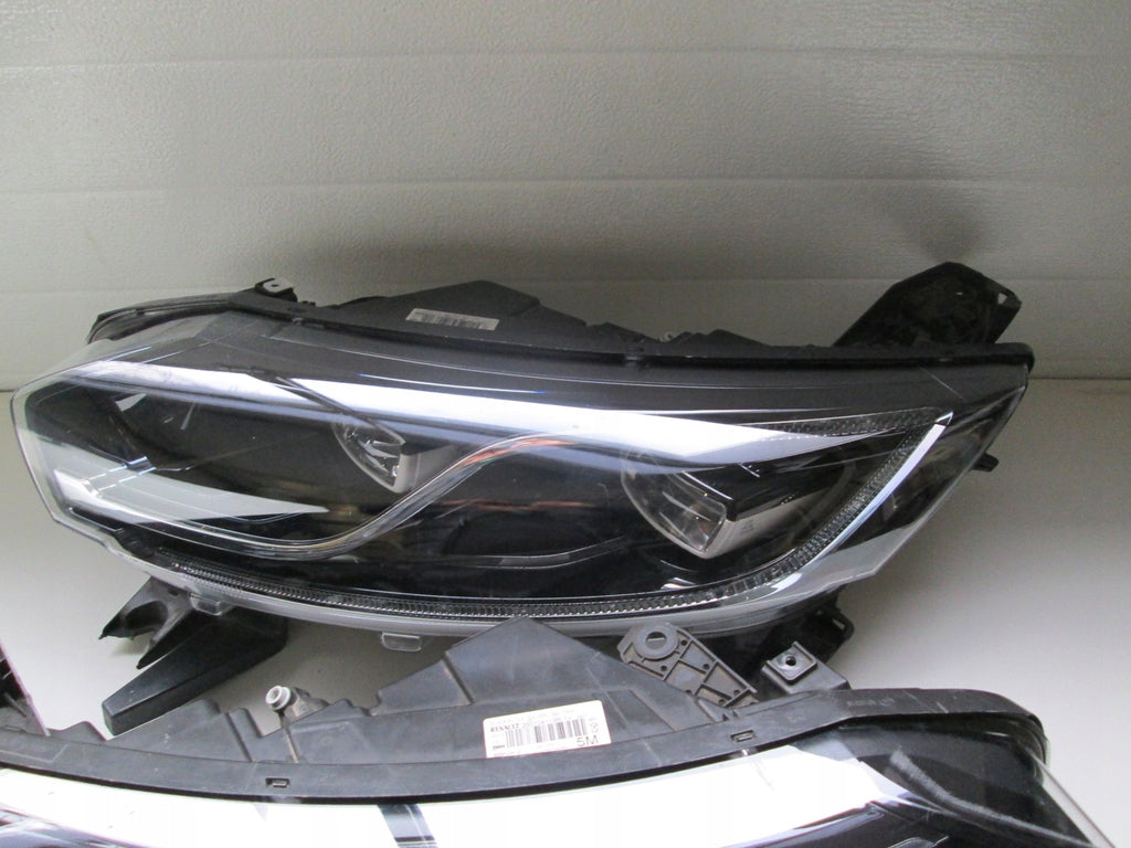 Frontscheinwerfer Renault Espace V 260104119 LED Ein Stück (Rechts oder Links)