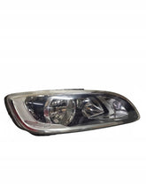 Laden Sie das Bild in den Galerie-Viewer, Frontscheinwerfer Volvo S60 31358100 89907483 Rechts Scheinwerfer Headlight SCH7855506696oa
