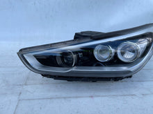 Laden Sie das Bild in den Galerie-Viewer, Frontscheinwerfer Hyundai I30 III 92101-G4100 LED Links Scheinwerfer Headlight