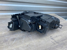 Laden Sie das Bild in den Galerie-Viewer, Frontscheinwerfer Porsche Passat 3J1941006 Full LED Rechts Headlight SCH4291197687za