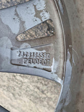 Laden Sie das Bild in den Galerie-Viewer, 1x Alufelge 17 Zoll 7.0" 5x114.3 45ET Glanz Silber 9965A17070 Mazda Rim Wheel FEL5882676242os