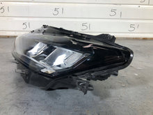 Laden Sie das Bild in den Galerie-Viewer, Frontscheinwerfer Peugeot 308 98516733 Full LED Links Scheinwerfer Headlight SCH8766607902kg
