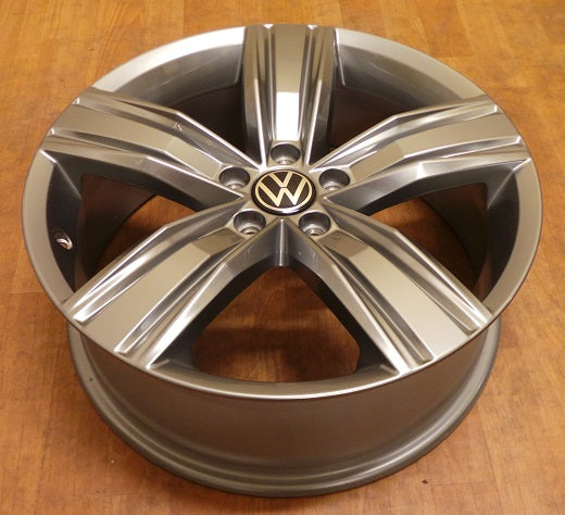 1x Alufelge 19 Zoll 7.0" 5x112 43ET Glanz Graphit 5NN601025C Mg Tiguan Allspace FEL8619741702ul