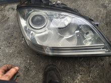 Load image into Gallery viewer, Frontscheinwerfer Mercedes-Benz W164 Xenon Rechts Scheinwerfer Headlight