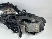 Laden Sie das Bild in den Galerie-Viewer, Frontscheinwerfer Audi A4 8K0941003C 8K0941004C Ein Stück (Rechts oder Links)