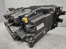 Laden Sie das Bild in den Galerie-Viewer, Frontscheinwerfer Mercedes-Benz A9608201839 Links Scheinwerfer Headlight SCH9038138818vf