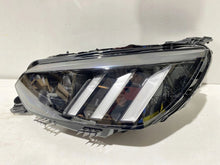 Laden Sie das Bild in den Galerie-Viewer, Frontscheinwerfer Peugeot 208 9823194180 LED Links Scheinwerfer Headlight SCH3101459212jx