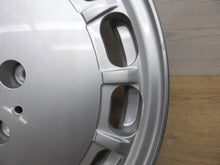 Laden Sie das Bild in den Galerie-Viewer, 1x Alufelge 15 Zoll 6.5&quot; 5x112 1244001302 Mercedes-Benz W124 A124 Rim Wheel