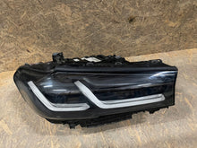 Laden Sie das Bild in den Galerie-Viewer, Frontscheinwerfer BMW 5 G31 G30 5A388E4 Rechts Scheinwerfer Headlight
