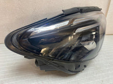 Laden Sie das Bild in den Galerie-Viewer, Frontscheinwerfer Mercedes-Benz W247 A2479061405 LED Rechts Headlight SCH9164357601lo