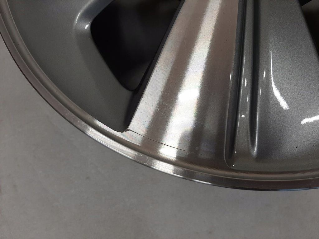 1x Alufelge 15 Zoll 6.0" 5x114.3 45ET Glanz 4FA1A Nissan Leaf Ze0 Ze1 Pulsar