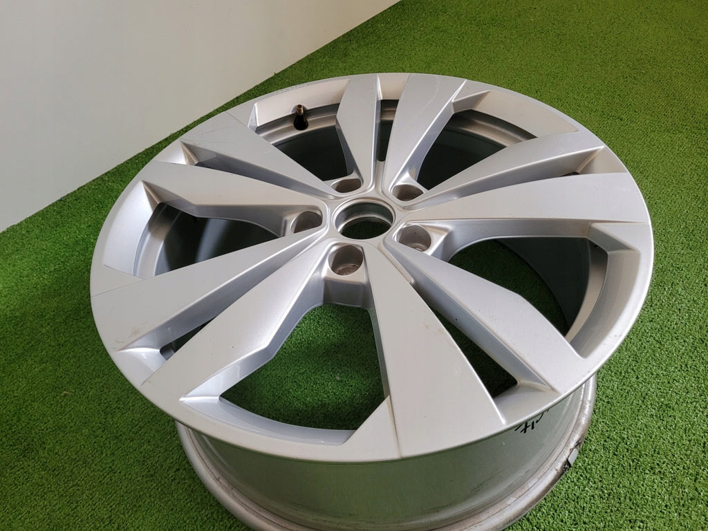 1x Alufelge 18 Zoll 7.5" 5x112 10A071498 VW Id.3 Rim Wheel FEL2434251235yn