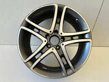 Laden Sie das Bild in den Galerie-Viewer, 1x Alufelge 18 Zoll 8.0&quot; 5x112 A2224011900 Mercedes-Benz Rim Wheel