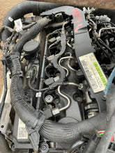 Laden Sie das Bild in den Galerie-Viewer, Motor Mercedes-Benz 6510105718 2.2 CDI 89TKm Diesel Engine Unkomplett