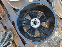 Laden Sie das Bild in den Galerie-Viewer, 1x Alufelge 18 Zoll 8.0" 5x108 42ET Glanz Schwarz 32271989 Volvo V60 S60 FEL7144575591ko