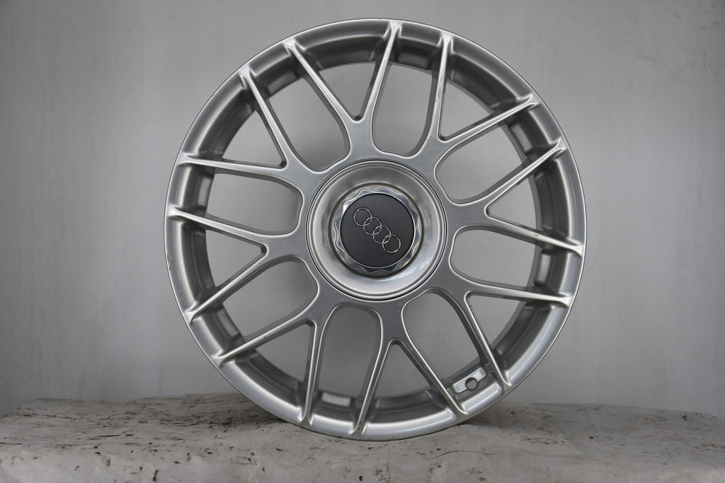 1x Alufelge 17 Zoll 7.5" 5x112 43ET Glanz Silber 8D0601025R Audi Rim Wheel