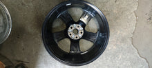 Laden Sie das Bild in den Galerie-Viewer, 1x Alufelge 19 Zoll 8.0&quot; 5x108 45ET Glanz Grau GX6M-1007-BB Jaguar Mg Rim Wheel