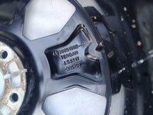 Load image into Gallery viewer, 1x Alufelge 17 Zoll 6.5" 5x114.3 50ET 403005180R Dacia Duster Rim Wheel FEL6816348913ro