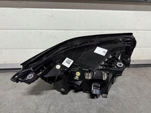 Load image into Gallery viewer, Frontscheinwerfer BMW 5 5A7P8D7-07 Links Scheinwerfer Headlight SCH9677436398bg