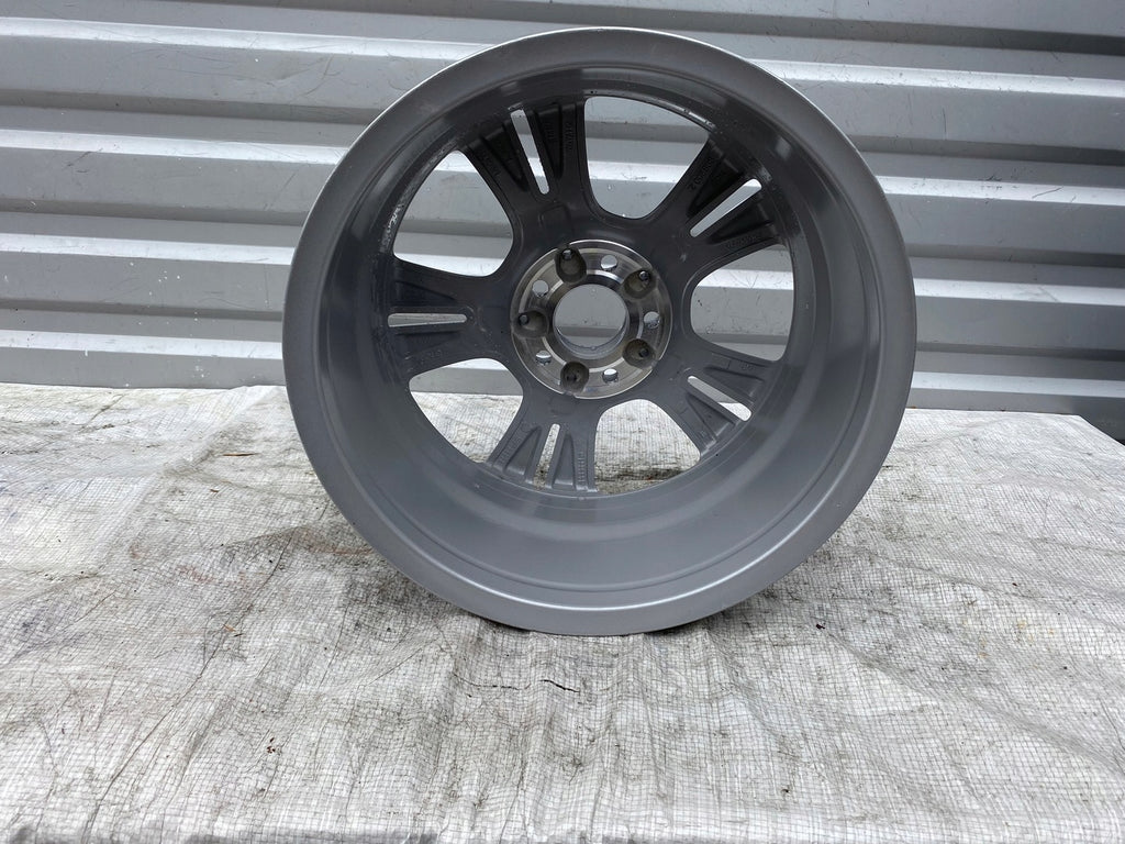 1x Alufelge 17 Zoll 7.0" 5x112 48,5ET Matt Silber A2054014300 Mercedes-Benz