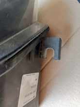 Laden Sie das Bild in den Galerie-Viewer, Frontscheinwerfer Audi A3 8P0941029M Xenon Links Scheinwerfer Headlight