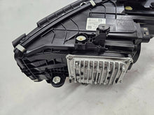 Laden Sie das Bild in den Galerie-Viewer, Frontscheinwerfer Mercedes-Benz W206 A2069064803 Full LED Rechts Headlight SCH1415087043oe