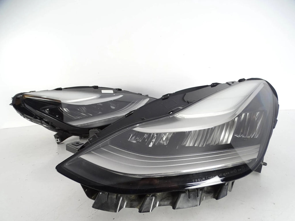 Frontscheinwerfer Tesla 3 1077375-00-6 Full LED Ein Stück (Rechts oder Links)