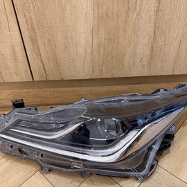 Frontscheinwerfer Toyota Corolla 81150-02T51 Links Scheinwerfer Headlight SCH4864254475sw