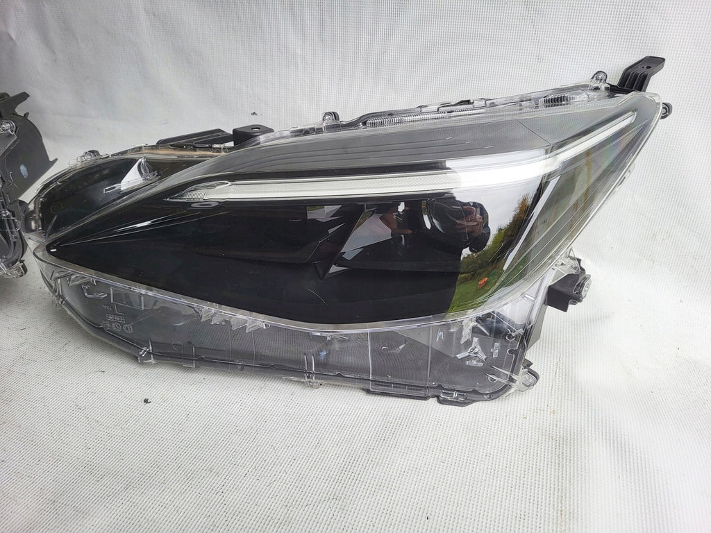 Frontscheinwerfer Toyota Yaris Cross BI-OD-312 LED Ein Satz Headlight SCH8888778555eu