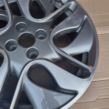 Load image into Gallery viewer, 1x Alufelge 17 Zoll 7.0" 4x100 44ET Glanz Graphit 403000803R Mg Captur Clio FEL5122850777mg