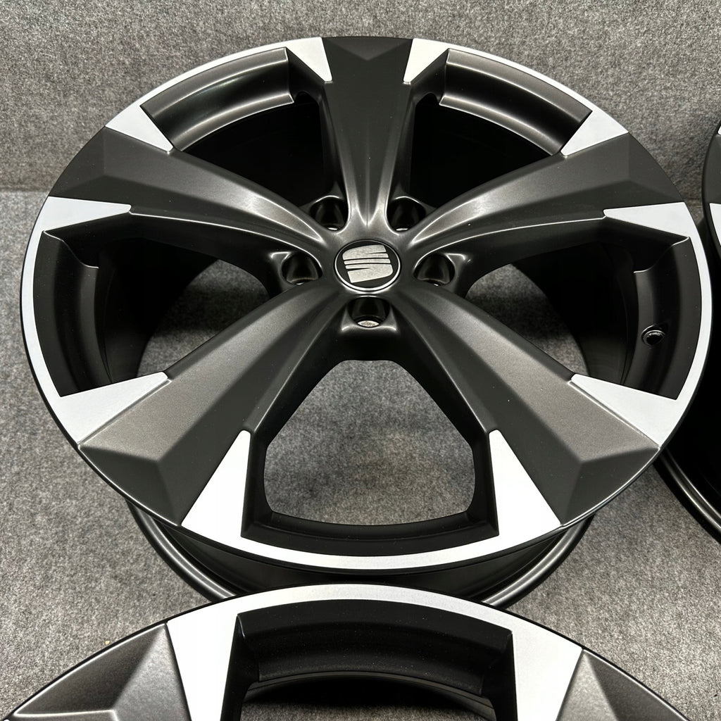 4x Alufelge 19 Zoll 8.0" 5x112 45ET Glanz Schwarz 575601025AS Cupra Ateca FEL7381981127mp
