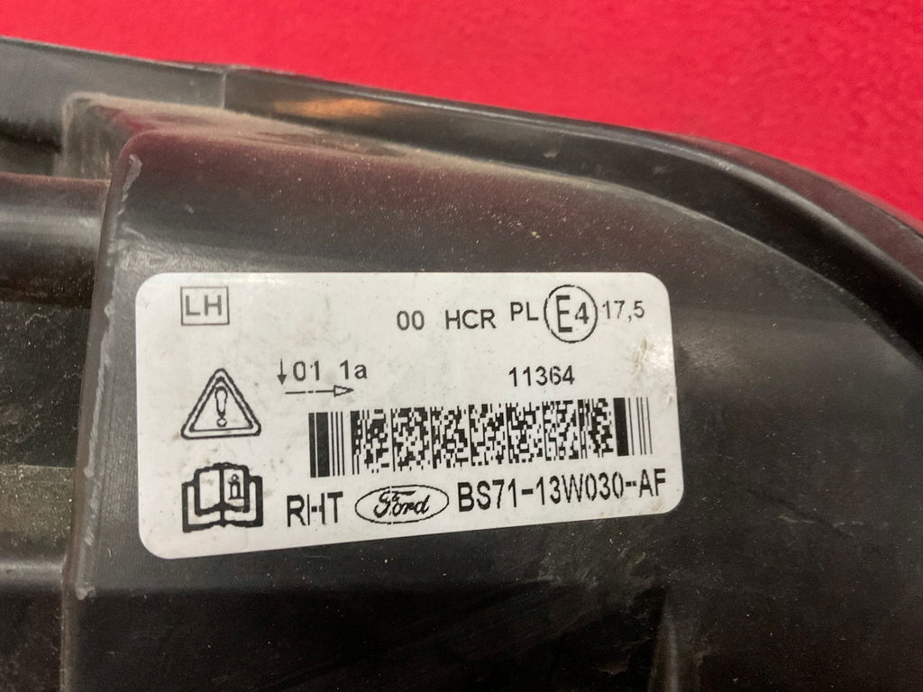 Frontscheinwerfer Ford Mondeo BS71-13W030-AF BS71-13W029-AF Rechts oder Links SCH4011085833ez