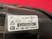 Laden Sie das Bild in den Galerie-Viewer, Frontscheinwerfer Ford Mondeo BS71-13W030-AF BS71-13W029-AF Rechts oder Links SCH4011085833ez