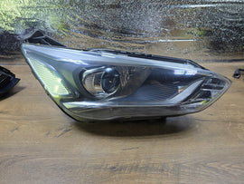 Frontscheinwerfer Ford C-Max II F1CB-13D152-AF Xenon Rechts Headlight SCH4556411527ea