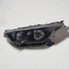 Load image into Gallery viewer, Frontscheinwerfer Toyota 4 Yaris LED Links Scheinwerfer Headlight
