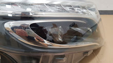 Laden Sie das Bild in den Galerie-Viewer, Frontscheinwerfer Mercedes-Benz Vito A4479064700 Rechts Scheinwerfer Headlight SCH6252907181cp