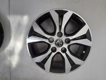 Laden Sie das Bild in den Galerie-Viewer, 4x Alufelge 16 Zoll 6.5&quot; 5x114.3 45ET Glanz Schwarz PW4570D006 Toyota Yaris