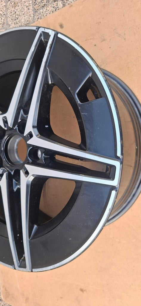 1x Alufelge 18 Zoll 8.5" 5x112 52ET Glanz Schwarz A2064011800 Mercedes-Benz W206 FEL8069844755fu