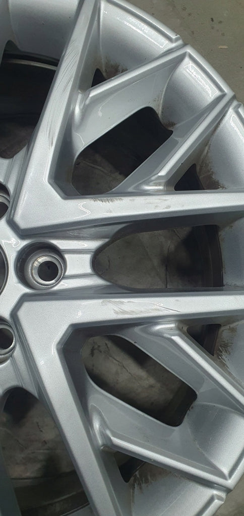 1x Alufelge 16 Zoll 6.5" 5x100 47ET Glanz Silber 6F0601025M Seat I Ibiza FEL8276175714ll