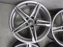 Laden Sie das Bild in den Galerie-Viewer, 4x Alufelge 18 Zoll 8.5" 5x112 29ET Glanz Silber 8W0601025 Audi 4 Rim Wheel FEL8859919087yh